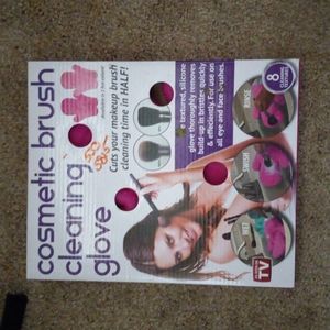 Makeup cleaning glove